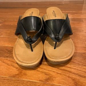 Arizona Jean Company Woman’s Wedges